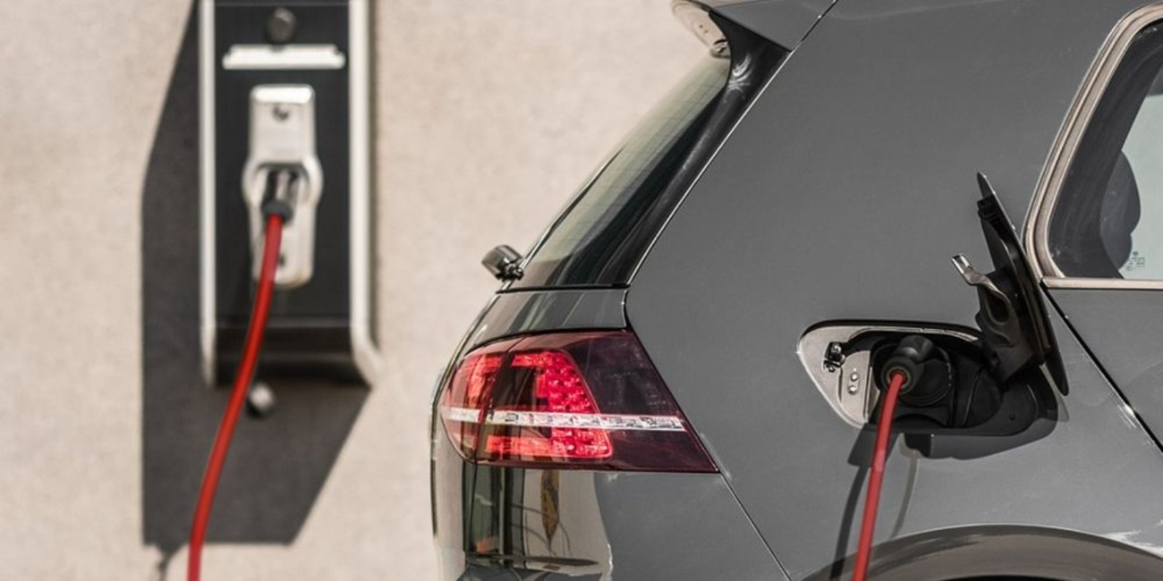 Schutz für E-Mobility bei Christ Gebäudetechnik GmbH & Co. KG in Kirtorf