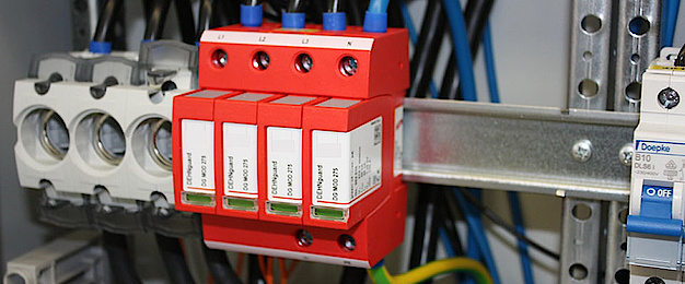 Über­spannungs­schutz bei Christ Gebäudetechnik GmbH & Co. KG in Kirtorf